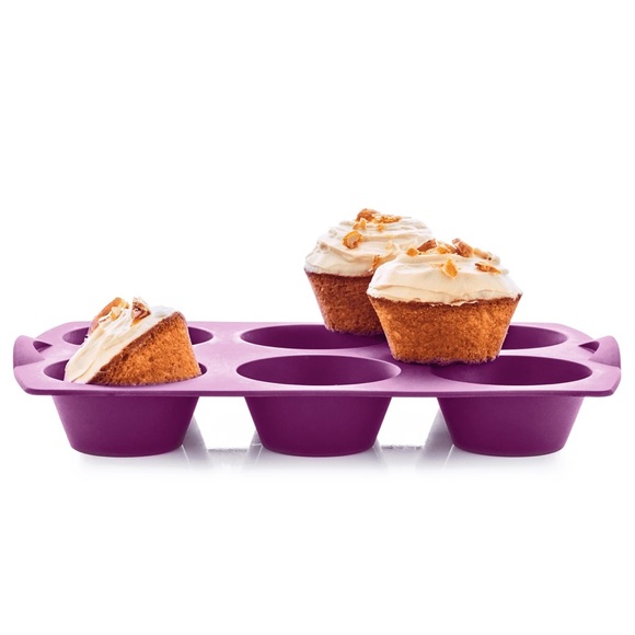 Tupperware Other - Silicone Muffin Form